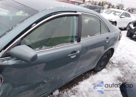 2009 Toyota Camry Le z USA, uszkodzony, nr VIN 4T1BE46K09U853994